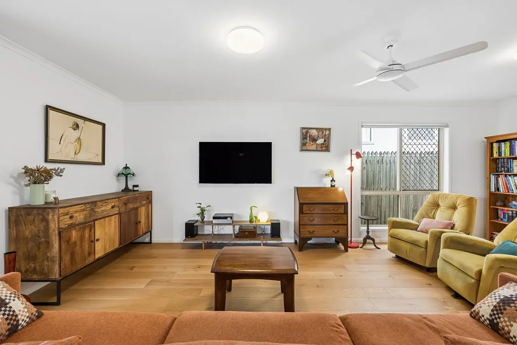 Geebung 3房 精心翻新，即刻入住，尽享生活 Thoughtfully Updated And Ready To Enjoy