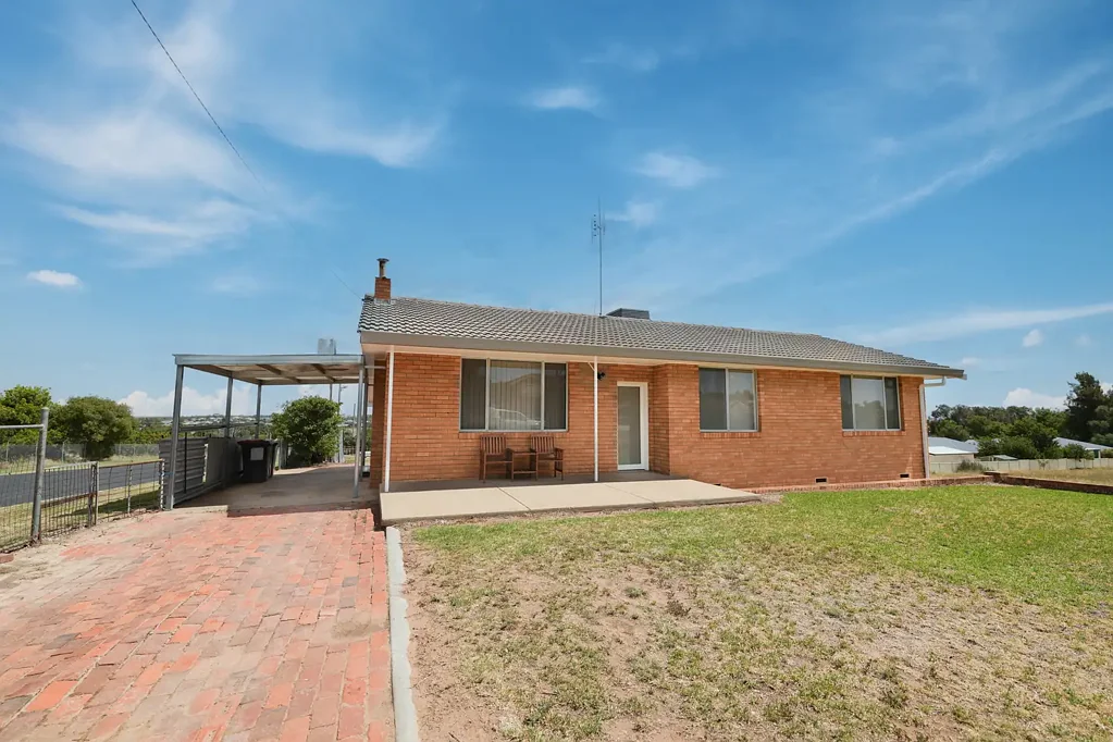 Ray White Real Estate Parkes