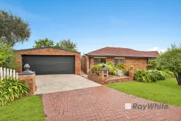 9 Yoni Court, Hallam