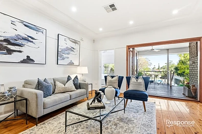4 Whitehaven Road, Northmead, NSW 2152, 5 slaapkamers, 3 badkamers, House