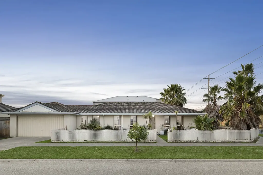 Patterson Lakes 3 Bedroom Family Comfort with Long-Term Opportunity
