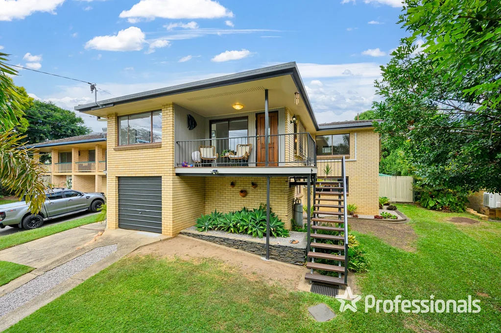 16 Kiama Crescent, Ferny Hills, QLD 4055
