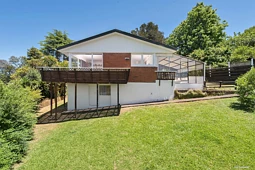 43 Royal Road, Massey
