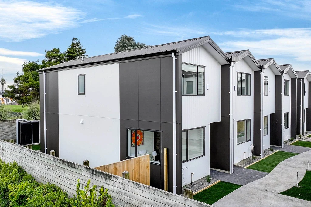 Takanini 3Habitaciones Brand new with Master Built Warranty!