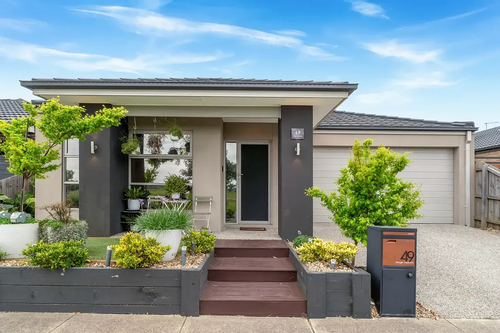 Mickleham 3房 室内外皆时尚的精致生活 Super Stylish Living both Inside and Out