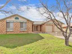 16 The Retreat, Hillvue