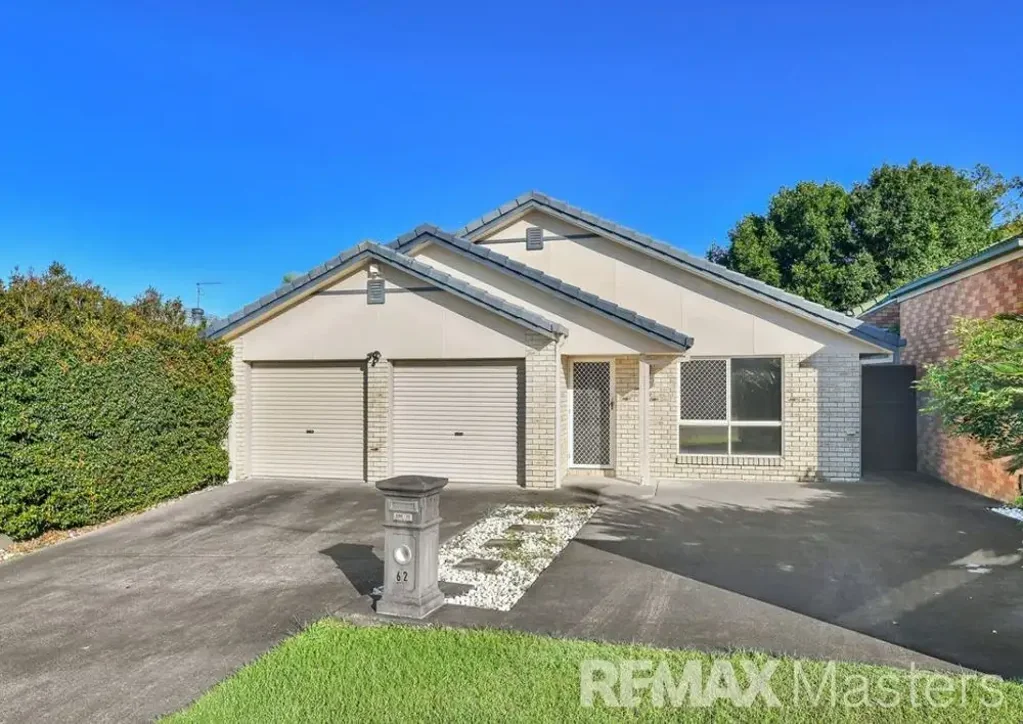 Neat, Updated Home Close to Shops, Schools & Parks