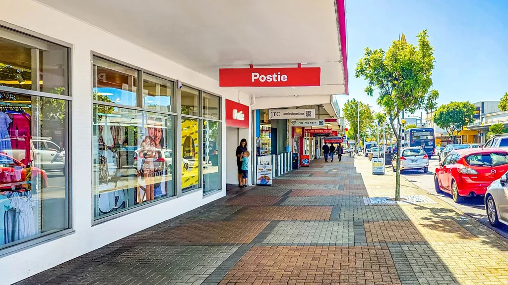 Papakura NATIONAL TENANT WITH SECURE INCOME