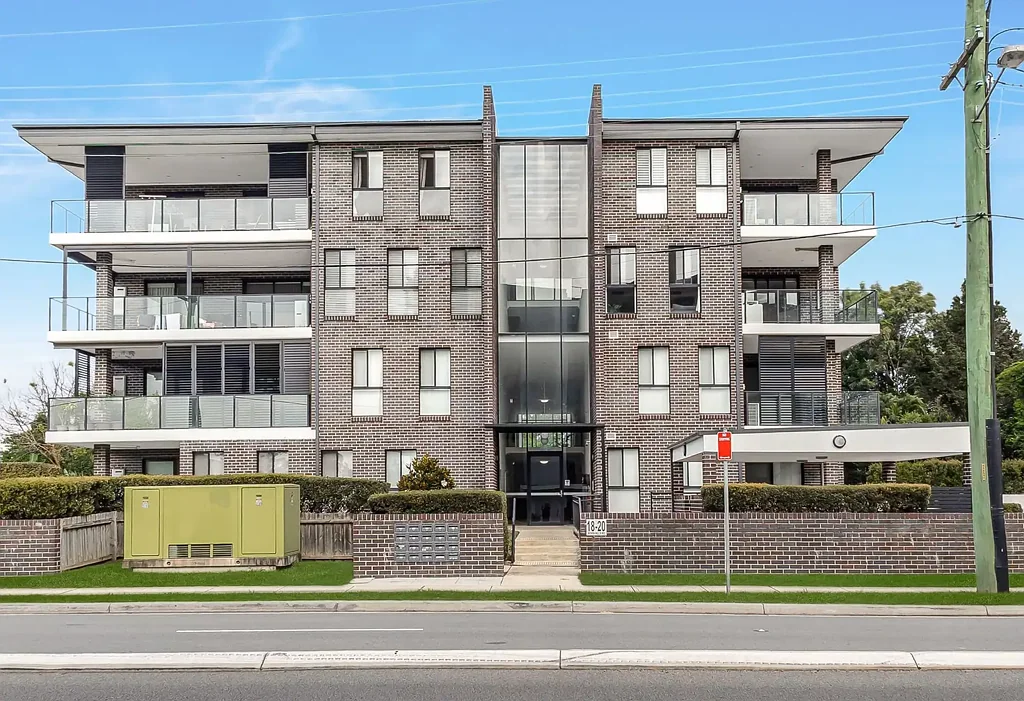 Baulkham Hills 2 Bedroom Light-Filled Ground-Floor Residence in a Premier Location