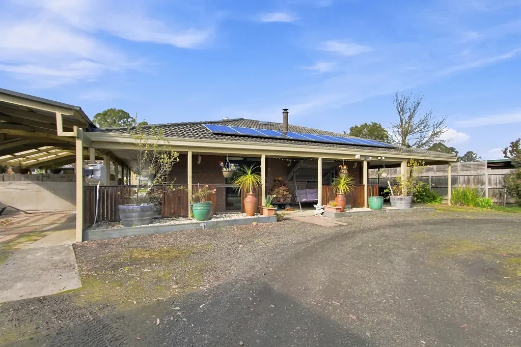 Toongabbie 3 Bedroom Space To Make It Yours