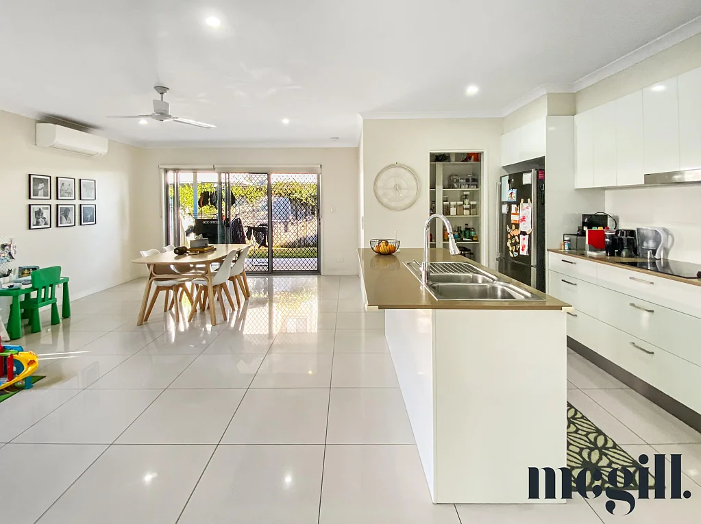 49 Auburn Street, Caloundra West, QLD 4551