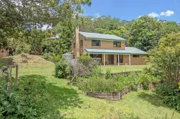 11 Cade Avenue, Tamborine Mountain