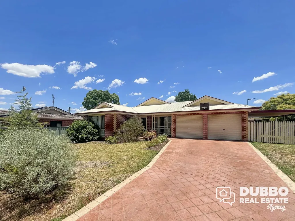 THREE BEDROOM HOME IN KESWICK ESTATE