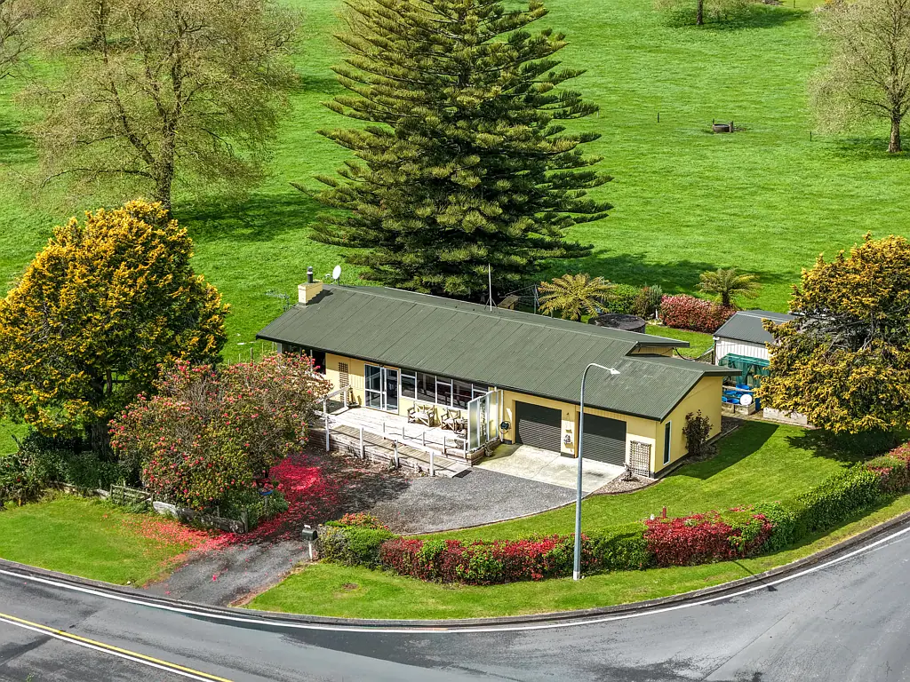 Matamata 3 Slaapkamer Lifestyle Living with Stunning Views