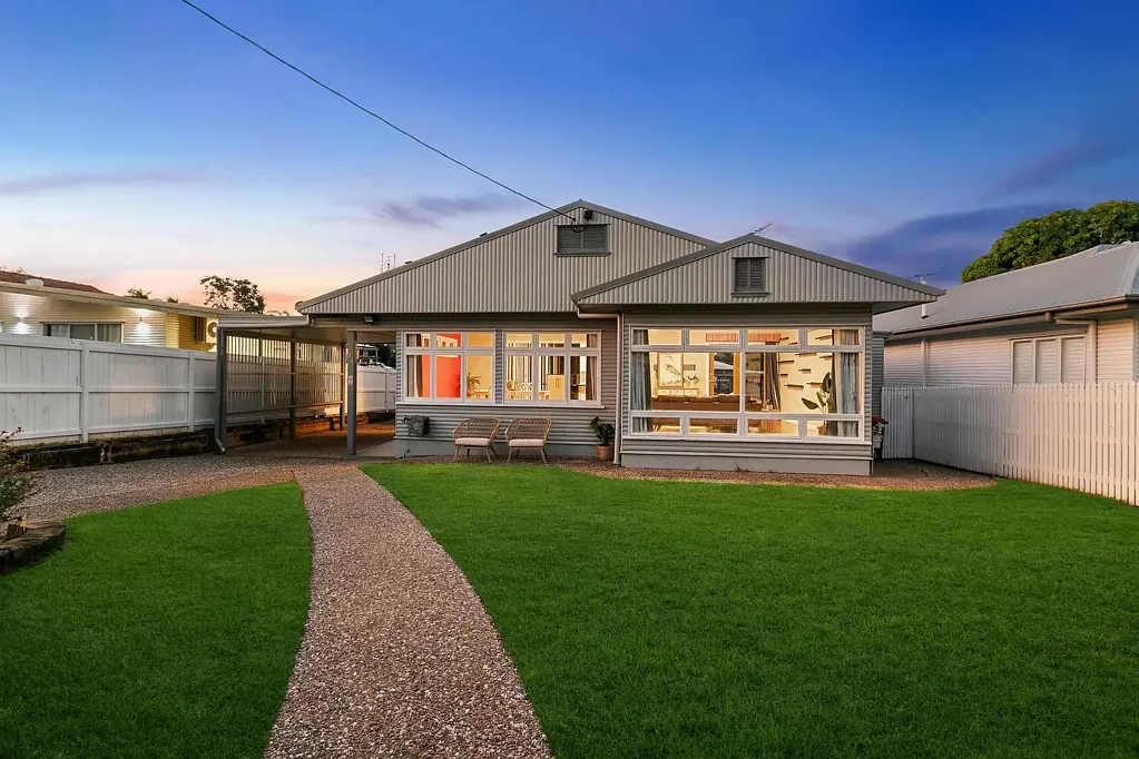 34 Ward Street, The Range, QLD 4700