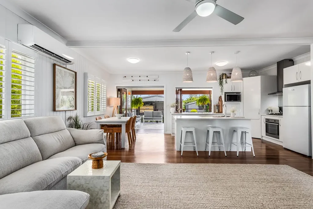 195 Blackstone Road, Silkstone, QLD 4304