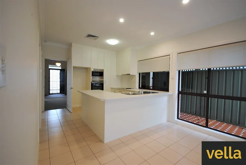Beautiful House In Outstanding Location - Welcome Home!
