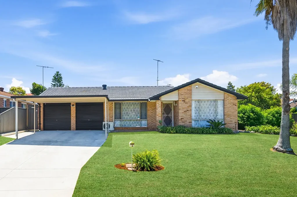 6 Cawdor Place, Rosemeadow, NSW 2560