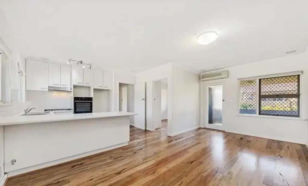STUNNING 2x1 IN APPLECROSS