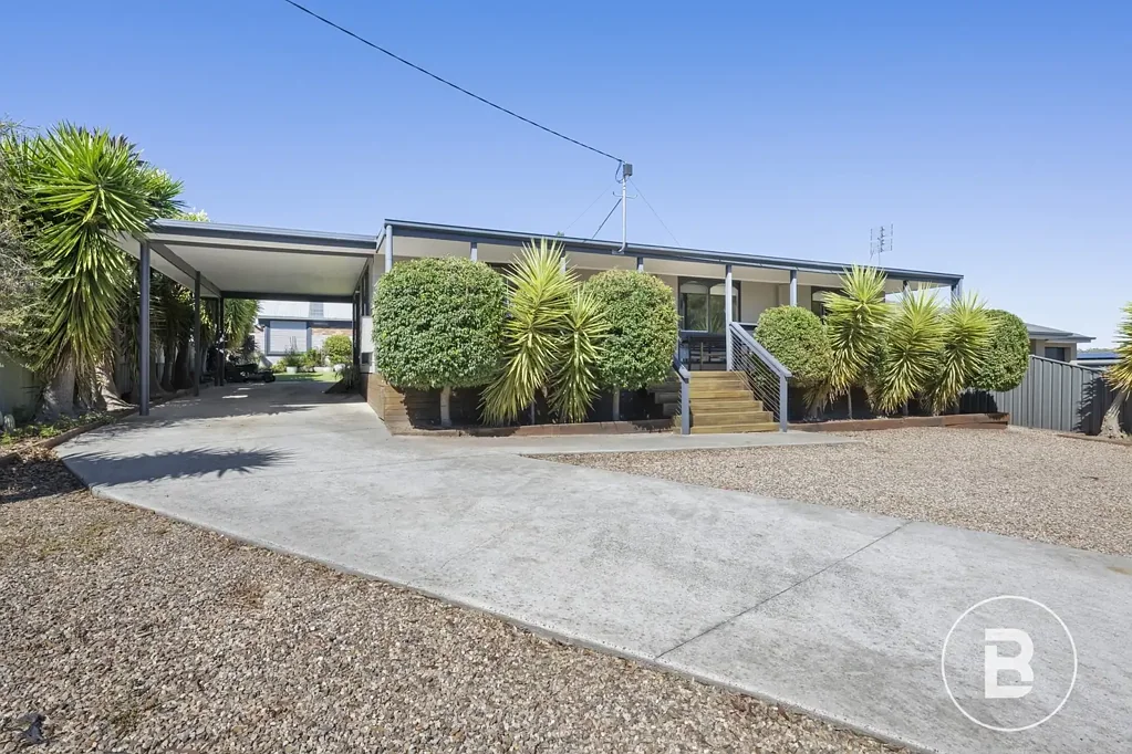 30 Cadle Street, Maryborough, VIC 3465