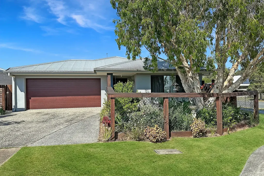 Warner 4Kwarto Modern 4 Bedroom Family Home