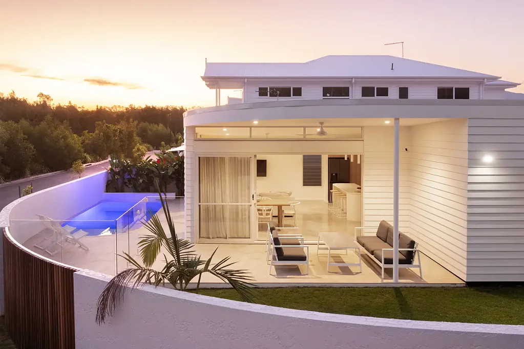 Mount Coolum 4 Slaapkamer Contemporary Coastal Living with Designer Appeal