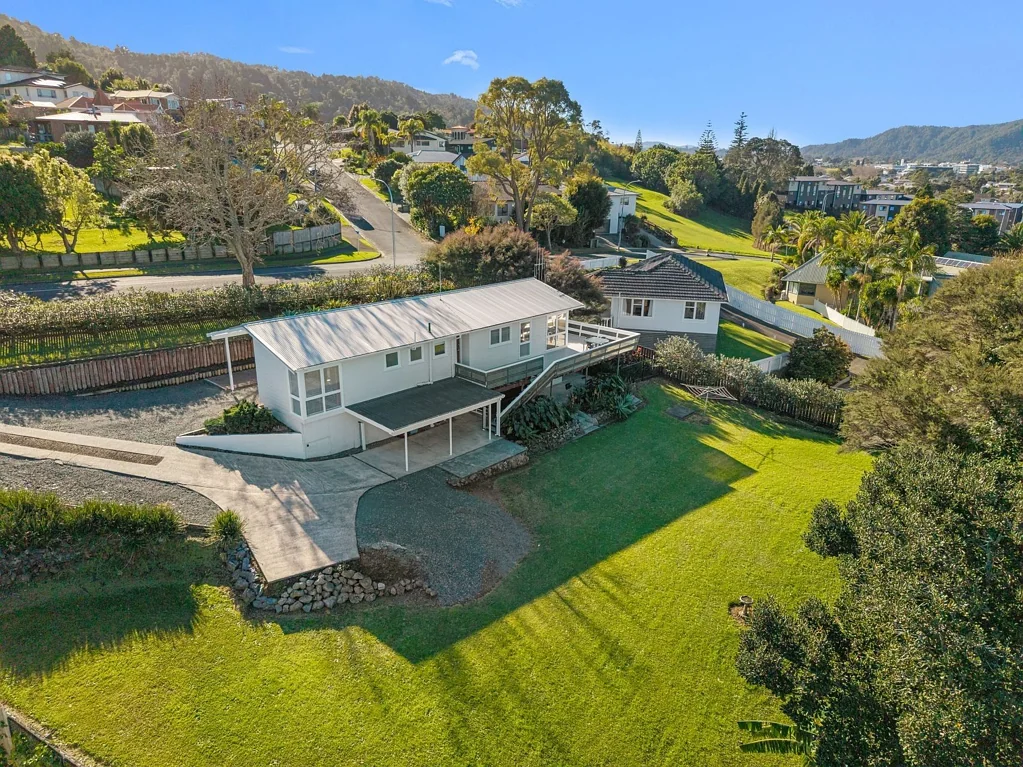 Woodhill 3房  Buy Furnished, Subdividable Potential