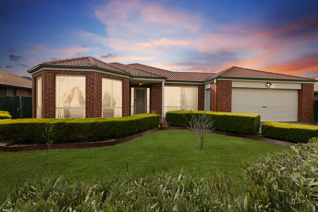 214 Centenary Avenue, Kurunjang, VIC 3337