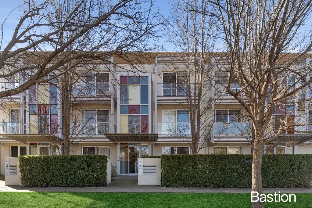 Modern Ground Floor Living with a Generous Private Courtyard