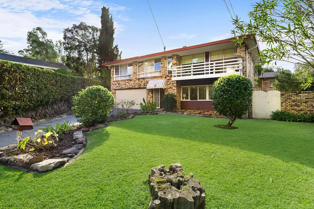 10 Snowden Place, St Ives, NSW 2075