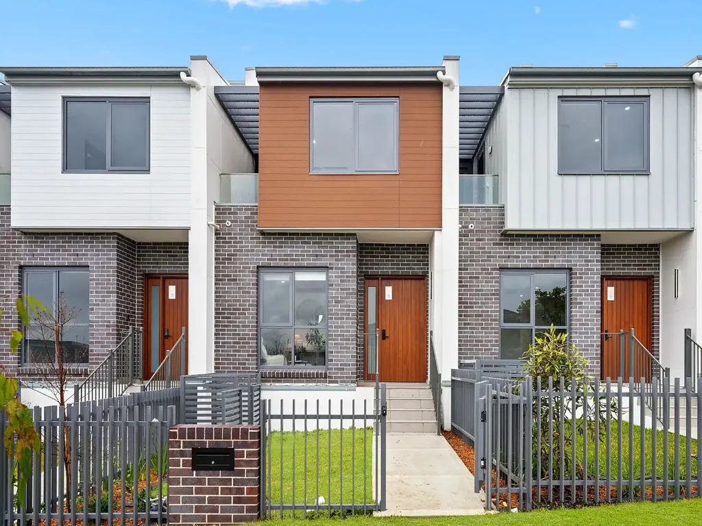 North Kellyville 4房  Hillview Terrace — Modern Elegance Meets Effortless Living