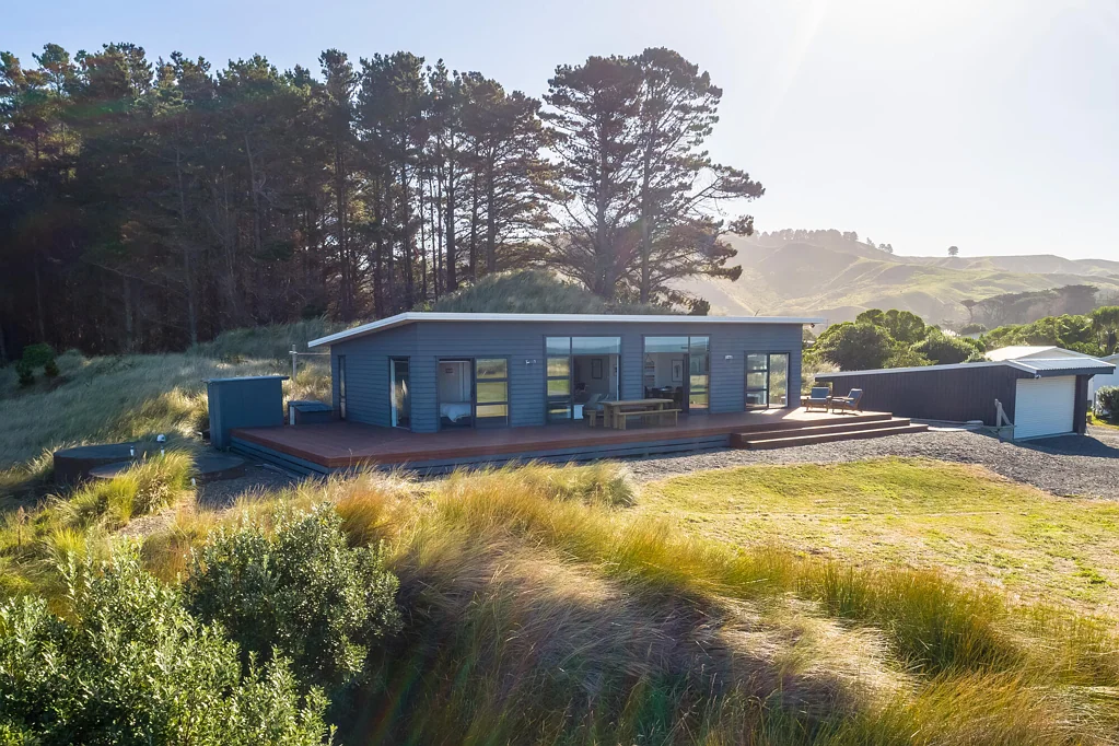 Te Wharau 3房  Modern coastal living