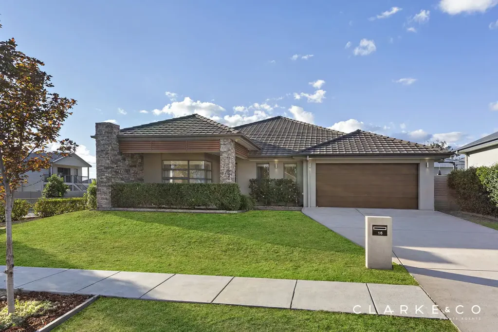 North Rothbury 4房  SPACIOUS LIVING IN A HIGHLY SOUGHT AFTER LOCATION!