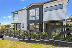 12A Tiber Road, Forrest Hill