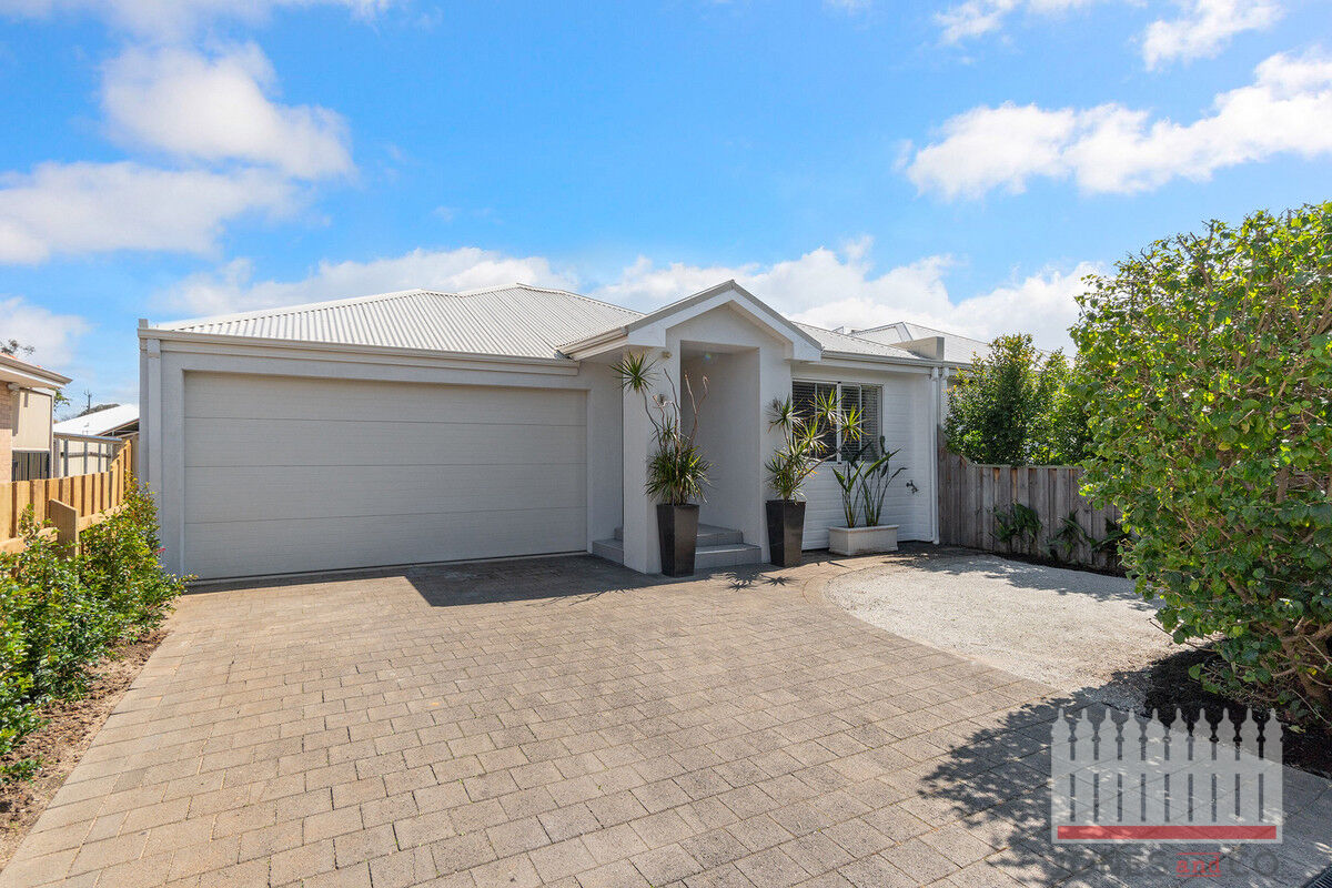 104B WEST RD, BASSENDEAN WA 6054, 0 habitaciones, 0 baños, House