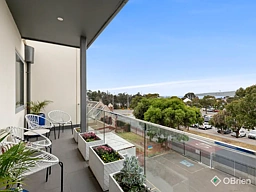 204/277 Point Nepean Road, Dromana
