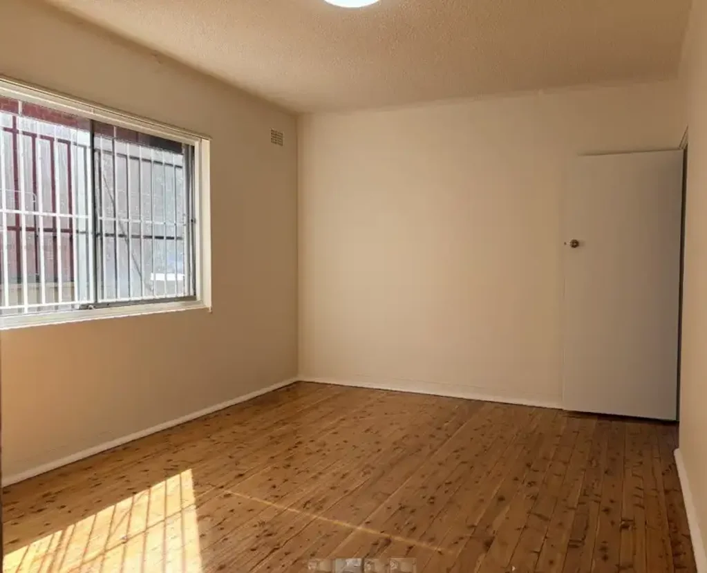 2 Bedroom Unit with Undercover Parking