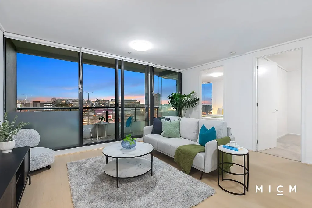 Southbank 2房 城市边缘的宽敞角落娱乐公寓 Spacious Corner Entertainer on the Cusp of the City