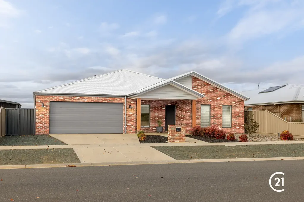 Echuca 4房  Custom Designed Elegance