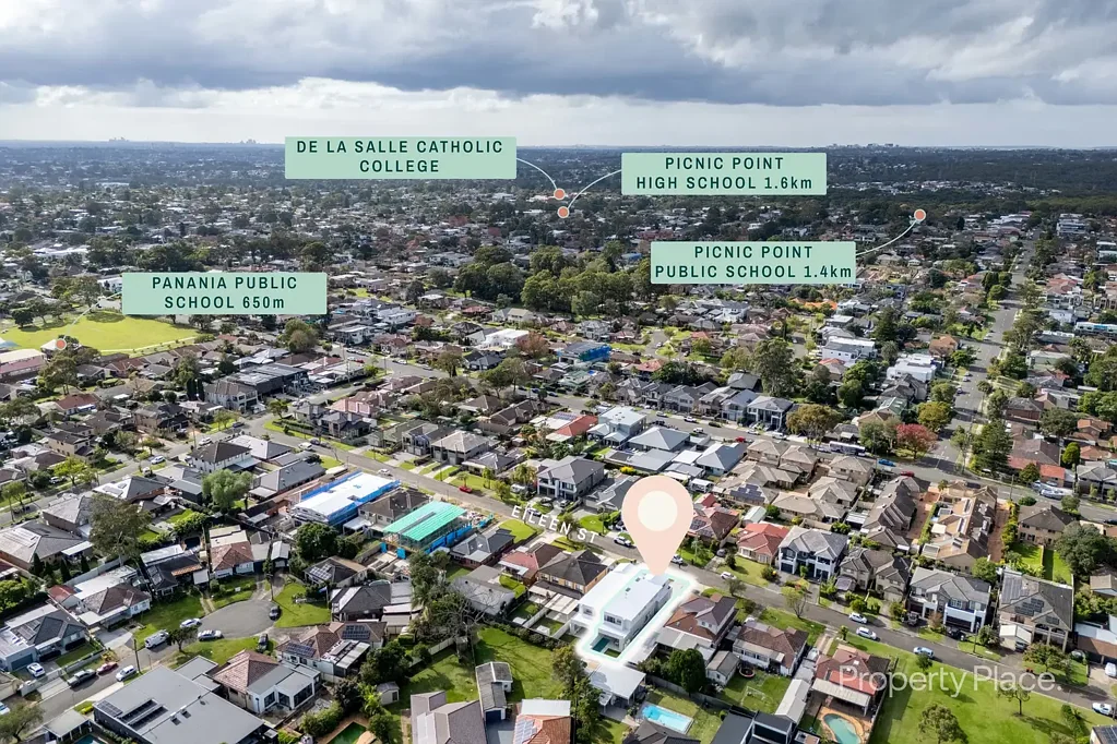 18B Eileen Street, Picnic Point, NSW 2213
