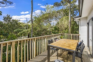 56A Tamahere Drive, Glenfield, North Shore City