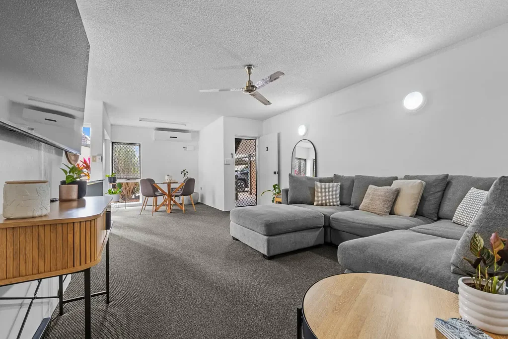 Earlville 2 Bedroom Ground Floor | Convenient Location | Proactive Body Corporate