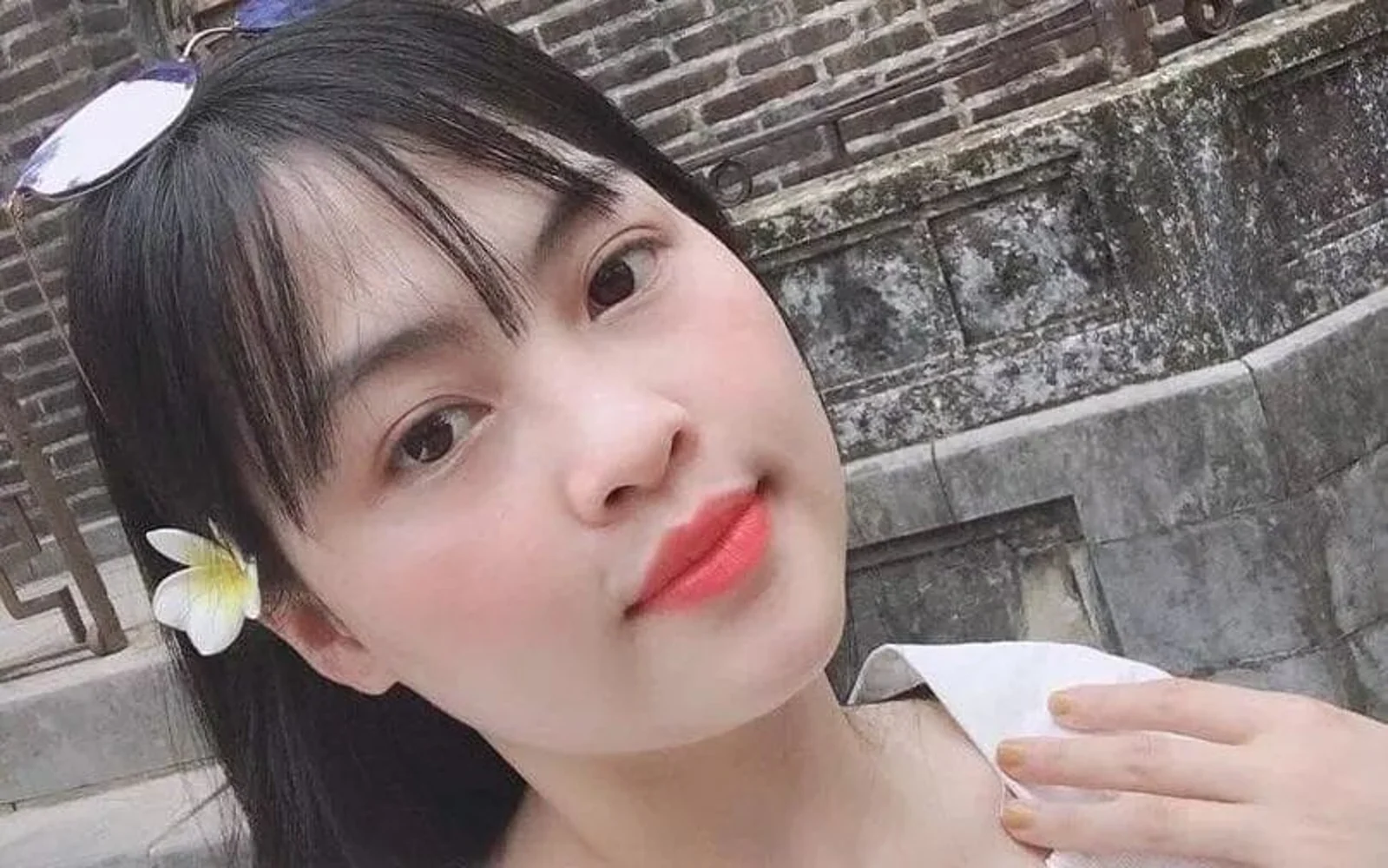 英国集装箱横尸案死者身份待定 女孩绝望短信令人泪目:妈妈我很爱您,我要死了,我不能呼吸……我来自……