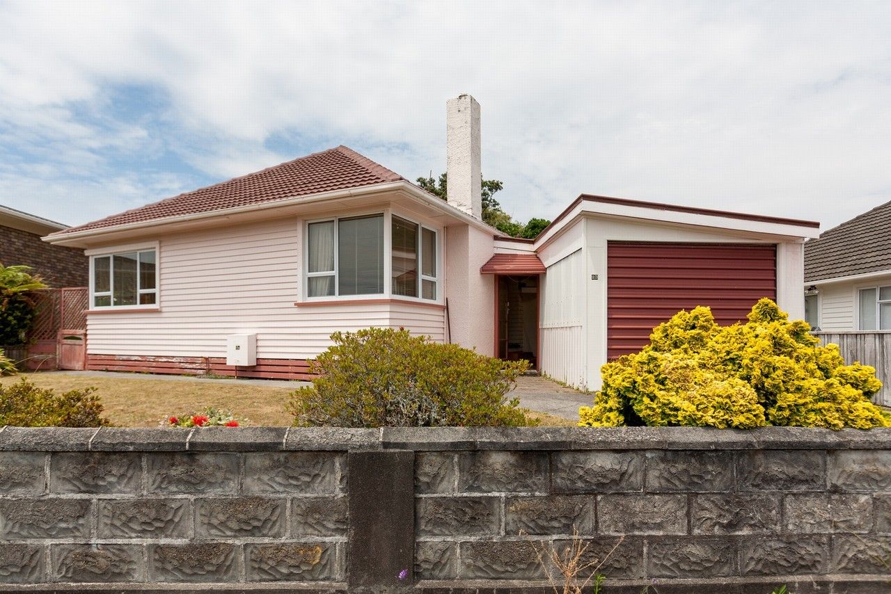 23 South Road, Moturoa, New Plymouth, 2 침실, 1 욕실