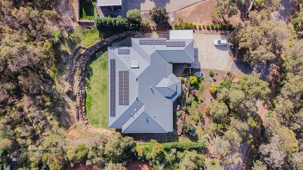Swan View 5房  Country Living, Perfected 30 Minutes from Perth CBD