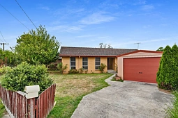 6 Quadrant Court, Hastings