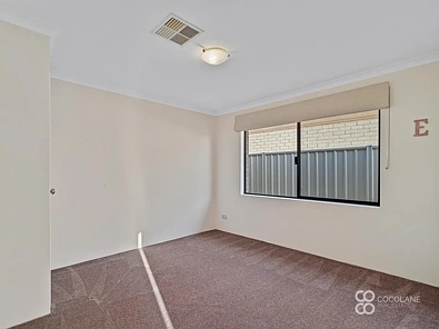 13 Dowerin Circuit, Lakelands, WA 6180, 4 slaapkamers, 2 badkamers, House