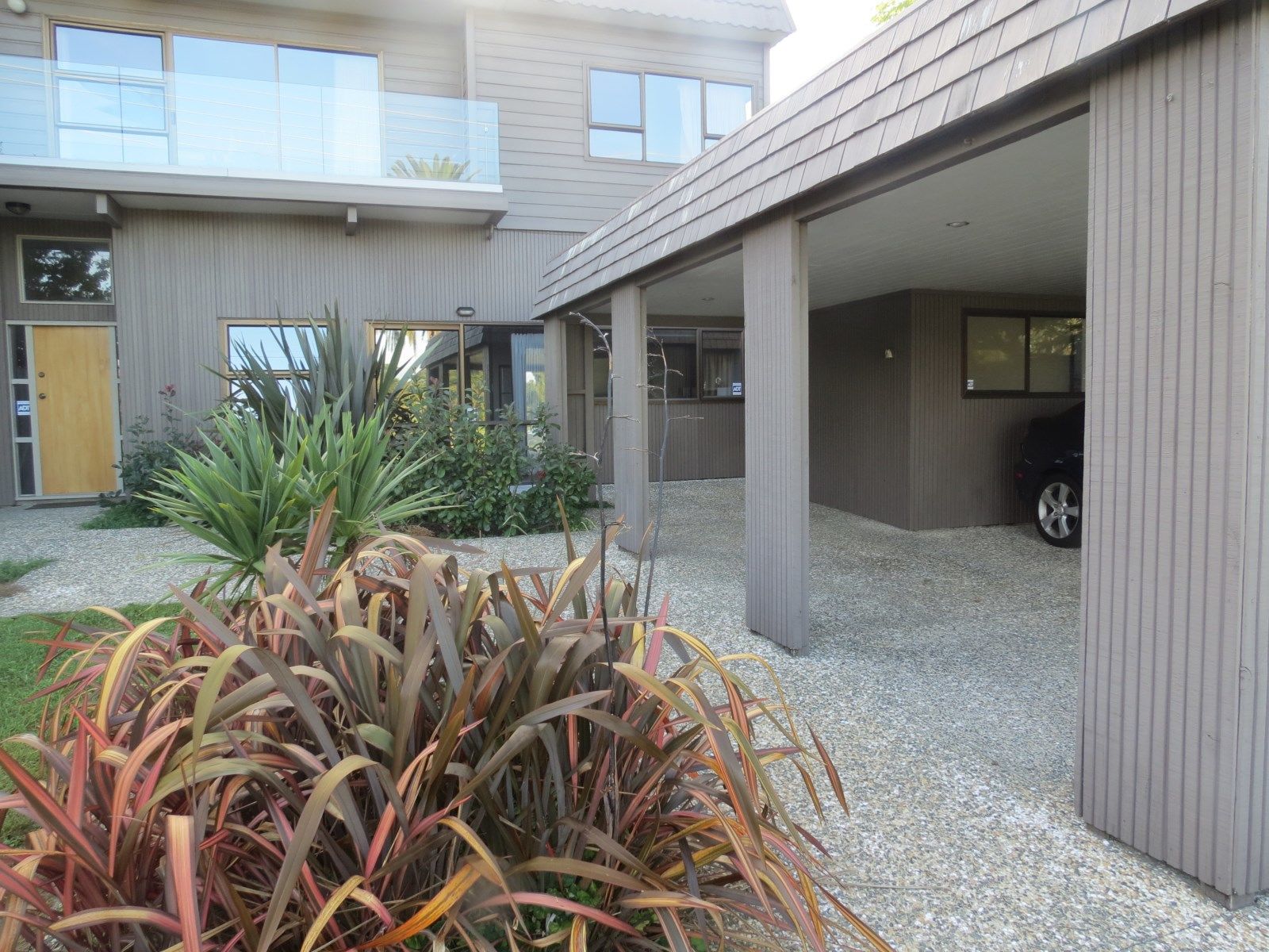 2/42 Wairoa Road, Narrow Neck, Auckland - North Shore, 5部屋, 0バスルーム