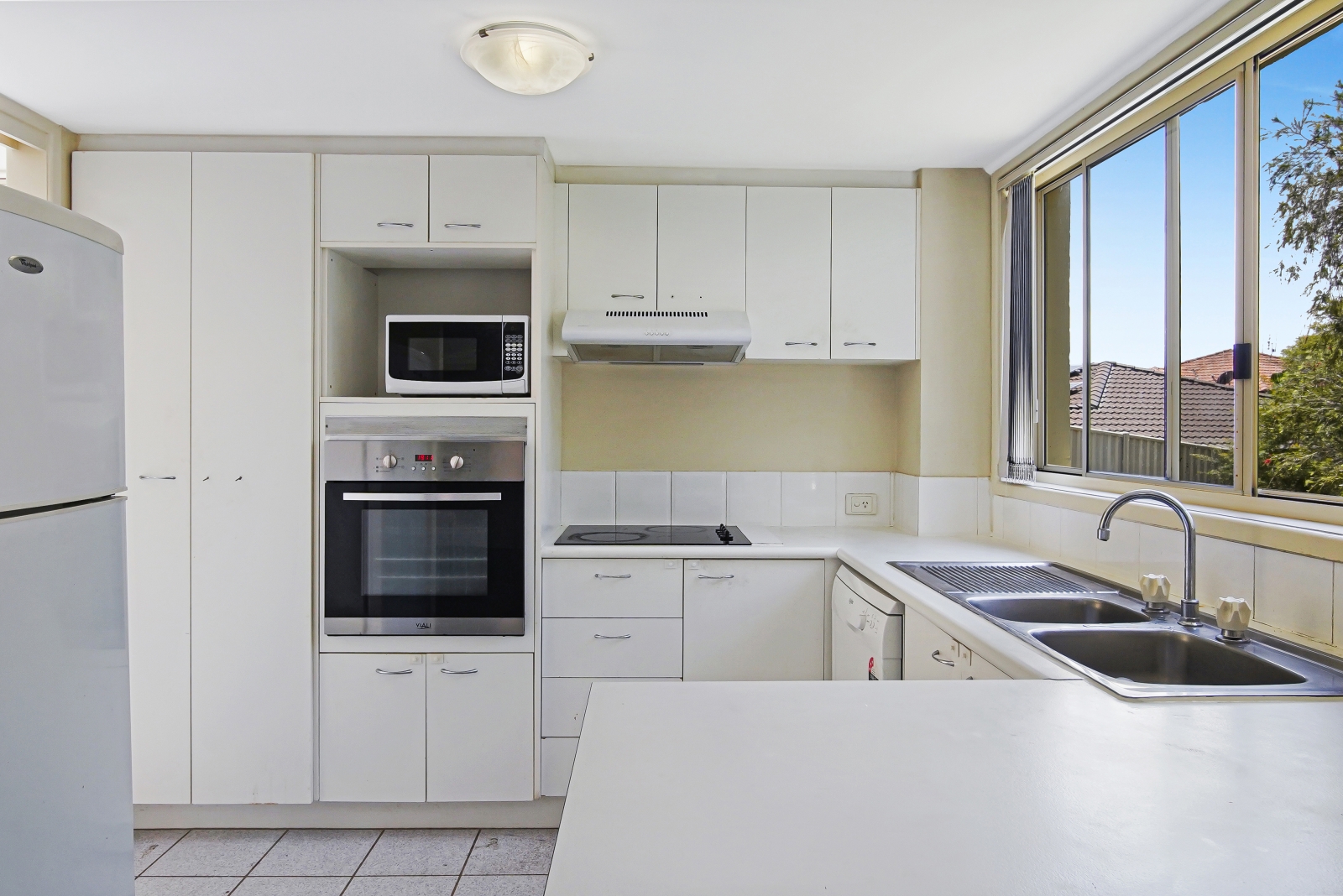 ARUNDEL LINKS ESTATE UNIT 85 3 ARUNDEL DR, ARUNDEL QLD 4214, 0 ห้องนอน, 0 ห้องน้ำ, Townhouse