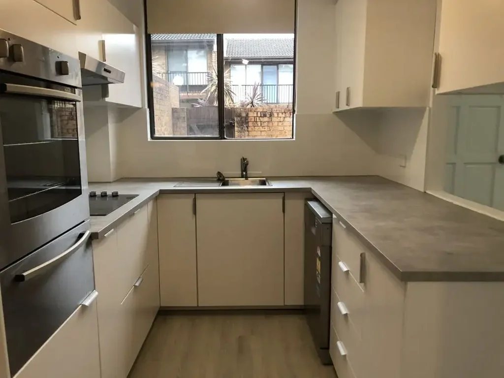 Renovated comfortable 3 bedroom townhouse